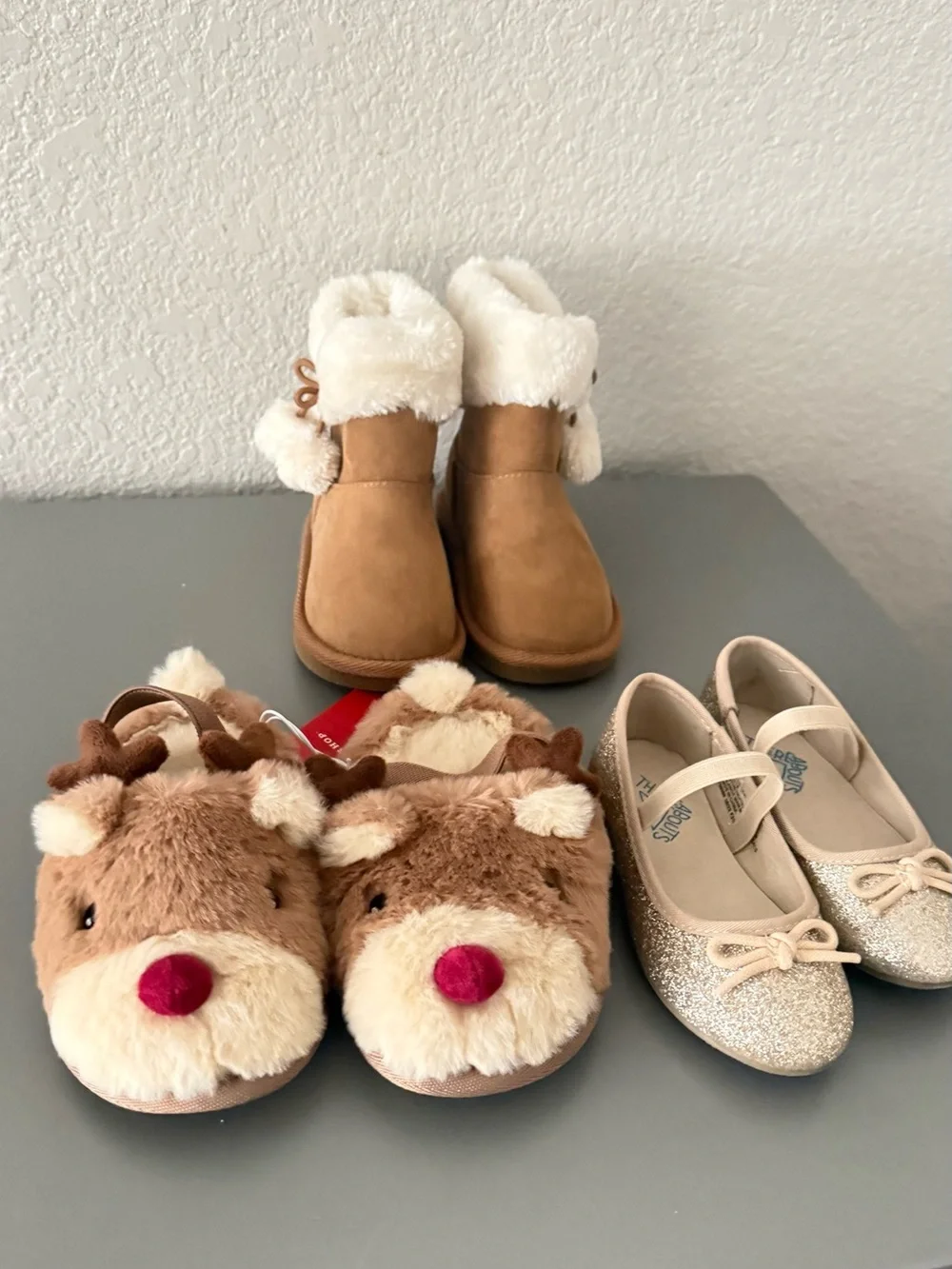 Kids Tan Faux-Shearling Winter Boots ballet flats Christmas slippers bundle